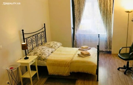 Prodej bytu 1+kk 28 m² Sadová, Karlovy Vary