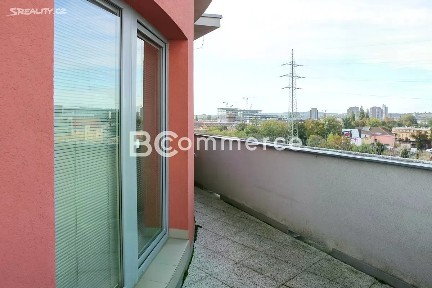 Pronájem kanceláře 101 m² Brno - Černovice