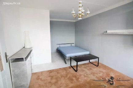 Pronájem bytu 1+1 40 m² K Sokolovně, Hradec Králové - Pouchov