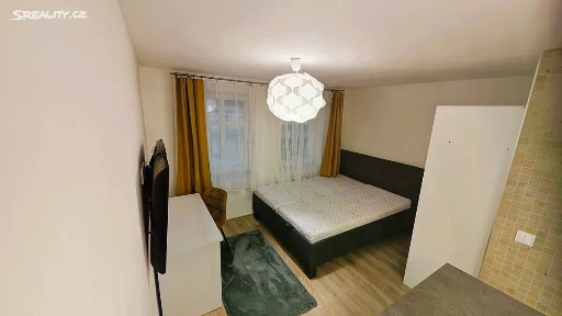Pronájem bytu 1+kk 19 m² Sokolovská, Karlovy Vary - Rybáře