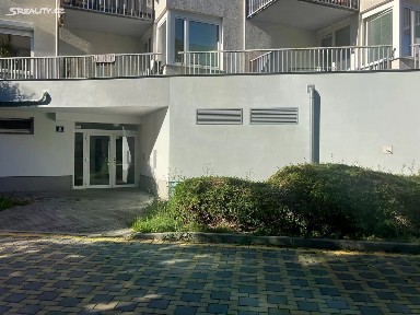 Praha, Praha 5, Jeřabinová