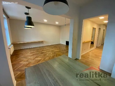 Prodej bytu 4+1 109 m² Olomoucká, Opava - Předměstí