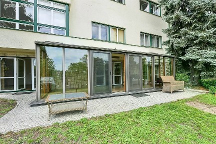 Pronájem bytu 3+kk 121 m² Komornická, Praha - Dejvice