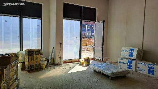 Pronájem obchodního prostoru 68 m² Kolmanova, Praha - Modřany