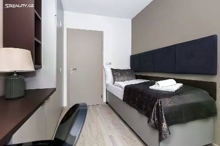 Pronájem bytu 2+1 41 m² Na Brně, Hradec Králové - Nový Hradec Králové