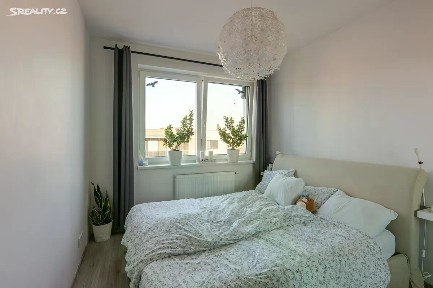 Pronájem bytu 3+kk 73 m² Armádní, Milovice - Mladá