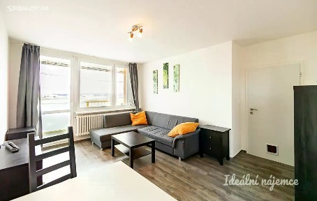 Pronájem bytu 3+1 63 m² Nešporova, Praha - Háje