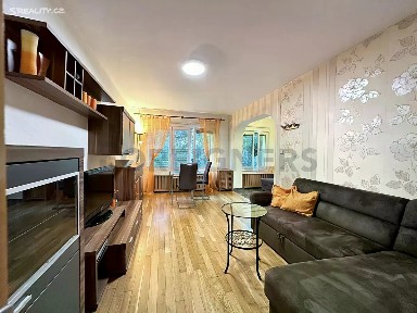 Pronájem bytu 1+kk 40 m² Nepomucká, Praha - Košíře