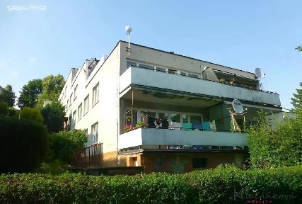 Zlín, Nad Stráněmi