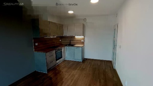 Pronájem bytu 2+kk 61 m² Potoční, Hluboká nad Vltavou