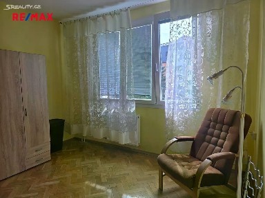 Karlovy Vary, Drahovice, Maďarská, 8