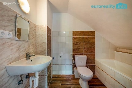 Prodej bytu 1+1 30 m² Rybná, Kraslice