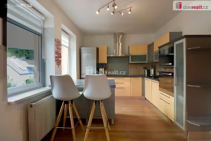 Pronájem bytu 3+1 89 m² Terezínská, Karlovy Vary - Doubí