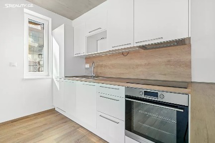 Pronájem bytu 2+kk 49 m² Díly III, Zlín