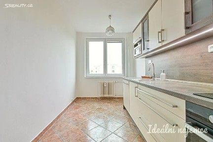 Pronájem bytu 3+1 70 m² Okrouhlá, Brno