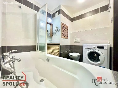 Pronájem bytu 2+kk 48 m² Bínova, Praha - Střížkov