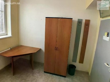 Pardubice, Zelené Předměstí, Sladkovského