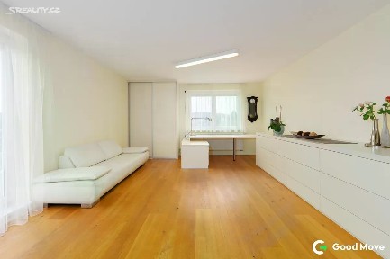 Prodej bytu 1+kk 64 m² Horní Vršava IV, Zlín
