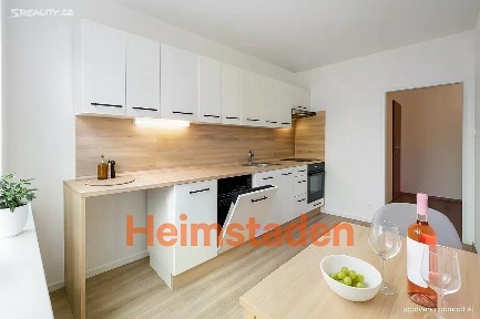 Pronájem bytu 3+1 77 m² Matěje Kopeckého, Ostrava - Poruba