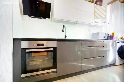 Prodej bytu 3+1 60 m² Pražská, Teplice