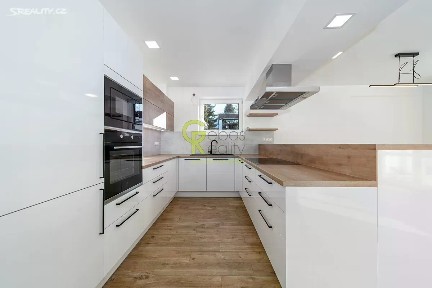 Pronájem rodinného domu 236 m², pozemek 551 m² Dobřichovská, Praha - Újezd nad Lesy