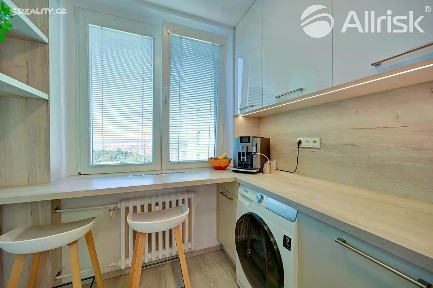 Prodej bytu 4+1 80 m² Blatnická, Brno - Židenice