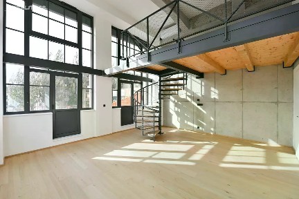 Prodej bytu 4+kk 138 m² Kolbenova, Praha - Vysočany