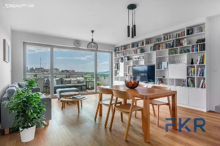 Praha, Praha 8, Libeň, Zenklova, 187