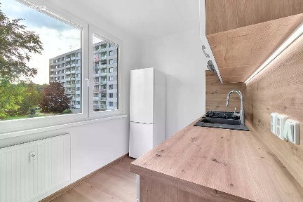 Pronájem bytu 1+1 34 m² Fialková, Trutnov - Horní Staré Město