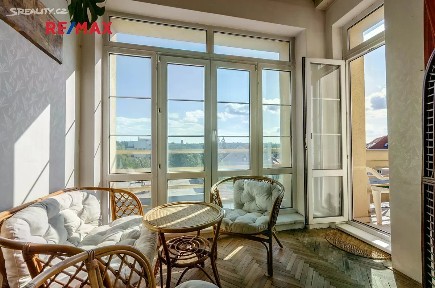 Prodej bytu 1+1 66 m² Hostivařská, Praha - Hostivař