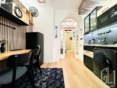 Pronájem bytu 2+kk 35 m² Sokolovská, Praha - Karlín