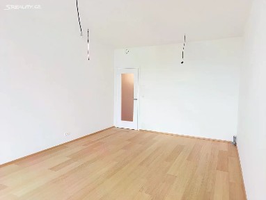 Praha, Praha 9, Hrdlořezy, V Třešňovce