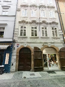 Pronájem bytu 3+1 98 m² Michalská, Praha - Staré Město