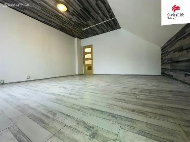Pronájem bytu 3+1 120 m² Tovární, Dubí