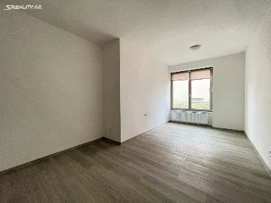 Kolín, Kolín II, 5. května, 5