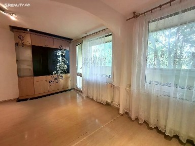 Pronájem bytu 3+1 59 m² Jablonecká, Praha