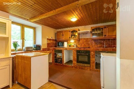 Prodej rodinného domu 840 m², pozemek 2253 m² Nové Hrady - Byňov