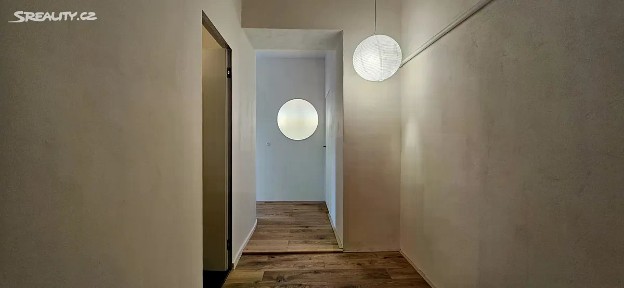 Prodej bytu 3+kk 80 m² Na Břehu, Praha - Vysočany