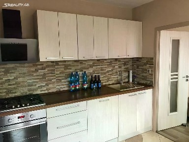 Pronájem bytu 3+1 78 m² Konečná, Karlovy Vary - Rybáře