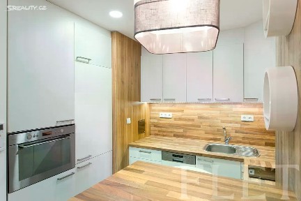 Prodej bytu 2+kk 42 m² Křejpského, Praha - Chodov