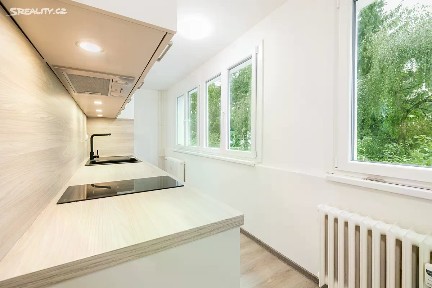 Prodej bytu 2+kk 43 m² Markovická, Hradec Králové