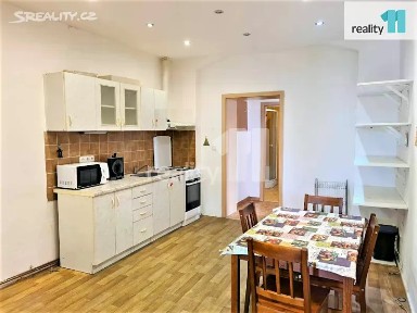 Pronájem bytu 2+1 79 m² Nádražní, Cerhenice