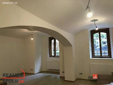 Pronájem kanceláře 47 m² Ovenecká, Praha - Bubeneč