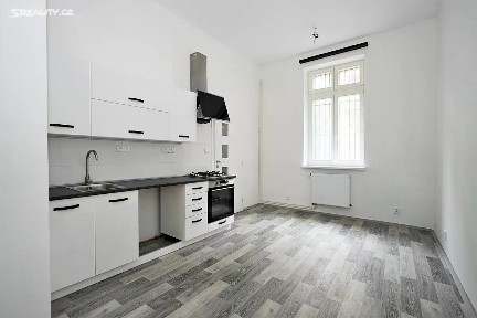Pronájem bytu 2+1 79 m² Nádražní, Ostrava - Moravská Ostrava
