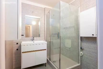 Ostrava, Ostrava-město, Moravská Ostrava, Ahepjukova, 4