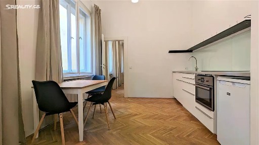 Pronájem bytu 2+kk 43 m² Anenská, Praha - Staré Město