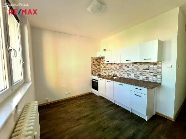 Pronájem bytu 2+1 50 m² Jarní, Jihlava - Horní Kosov