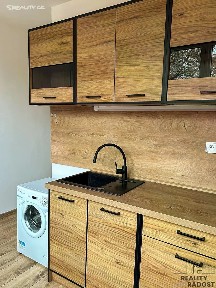 Pronájem bytu 1+1 36 m² Výškovická, Ostrava - Zábřeh