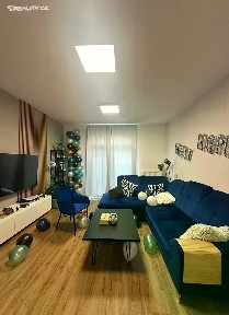 Pronájem rodinného domu 230 m², pozemek 300 m² Hornoměcholupská, Praha