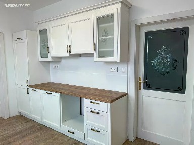 Prodej bytu 2+kk 70 m² Žofie Podlipské, Ostrava - Přívoz